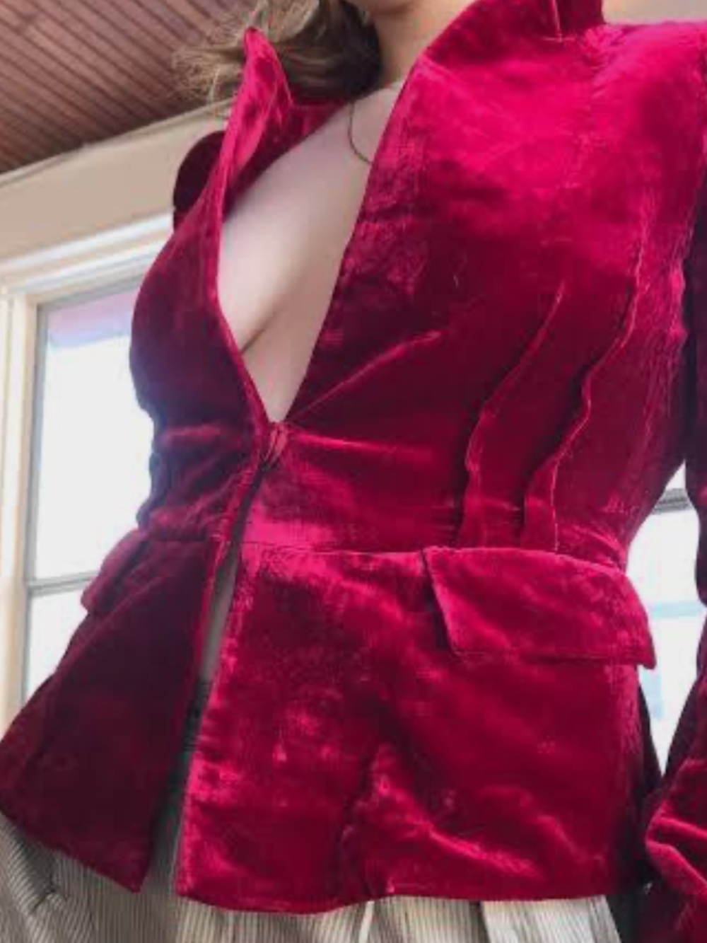 BCBGMAXAZRIA Maxine Crimson Red Velvet Padded Shoulder Peplum Blazer M